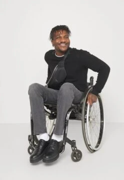 Pier One Jeans Straight Leg - Grey Denim 10 Pier One Jeans Straight Leg - Grey Denim -Pier One d68e27744b6d4606b039de4932177e16